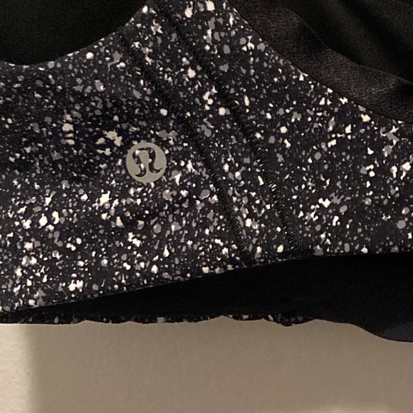 Lululemon bra - Picture 2 of 3